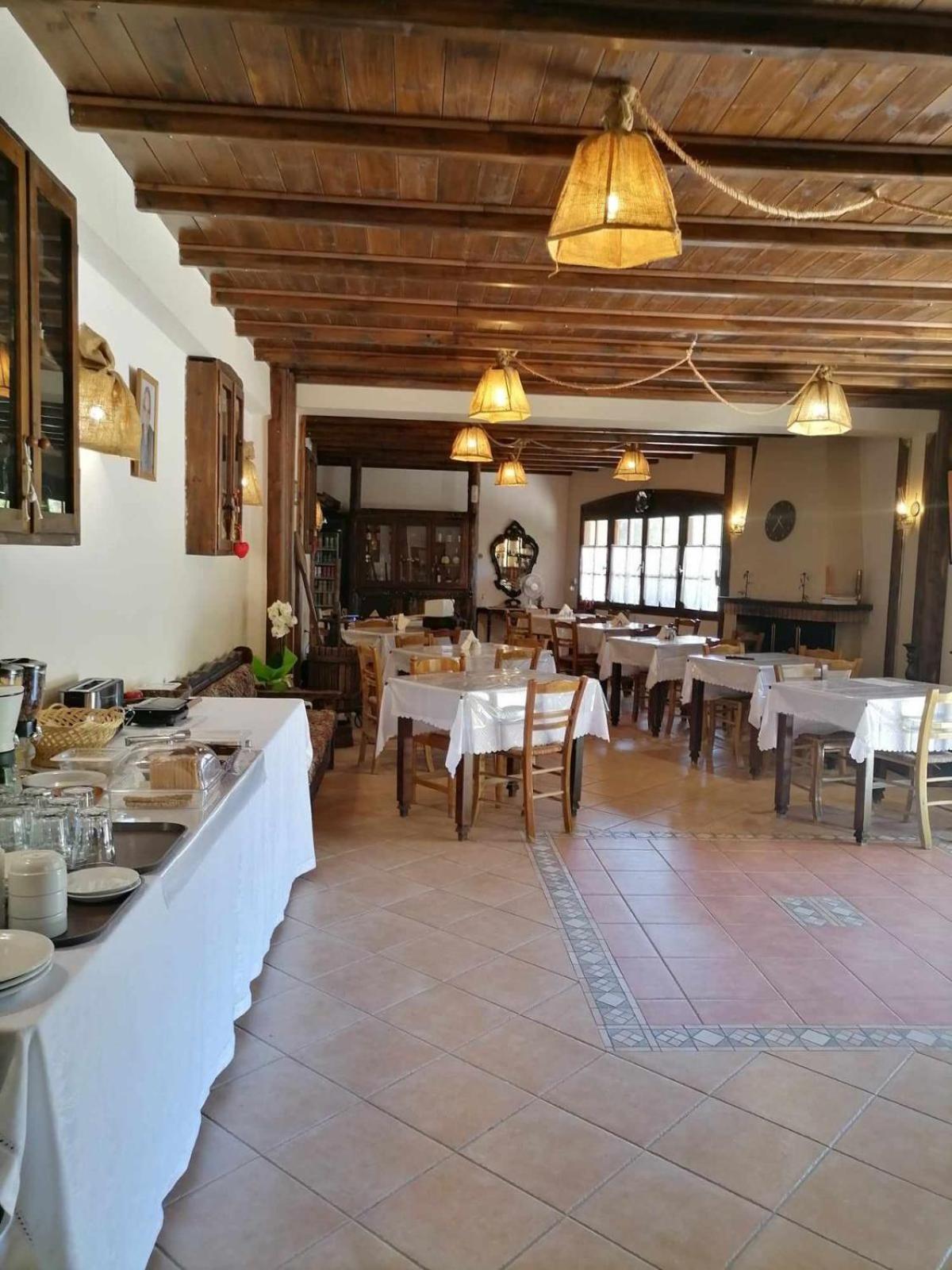 Allotino Hotel - Cafe & Snacks Лагадія Екстер'єр фото